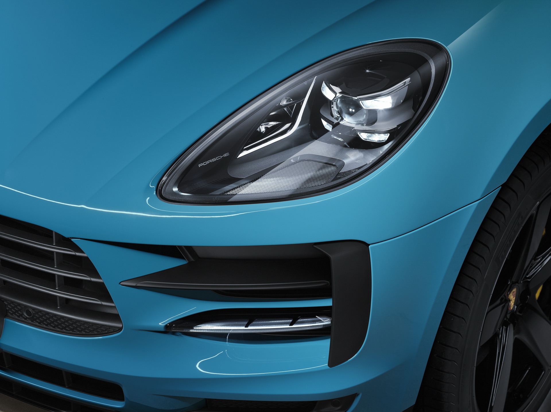 2019-Porsche-Macan-07 2019 Porsche Macan Facelift Arrives With Panamera Tech And Refreshed Styling