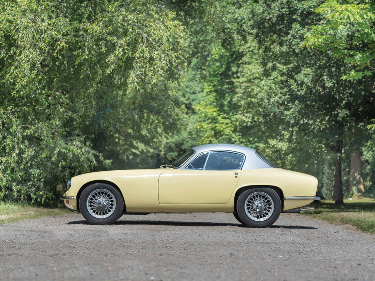 jim-clark-lotus-elite-25 This 1962 Elite Super 95 Was How Lotus Paid F1 Legend Jim Clark