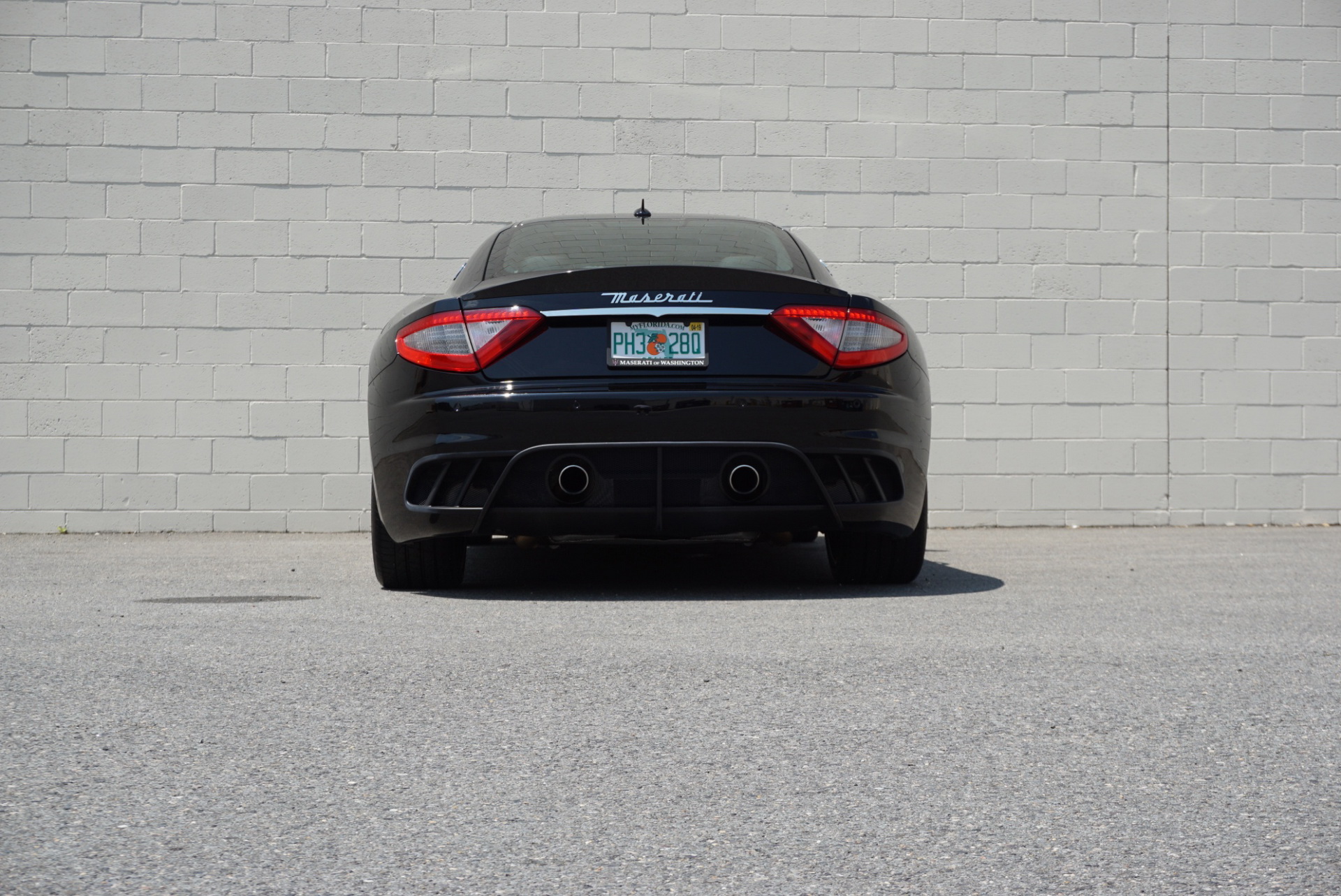 2012-maserati-granturismo-mc-auction-43 2012 Maserati GranTurismo MC Is The Italian Exotic You Might Afford