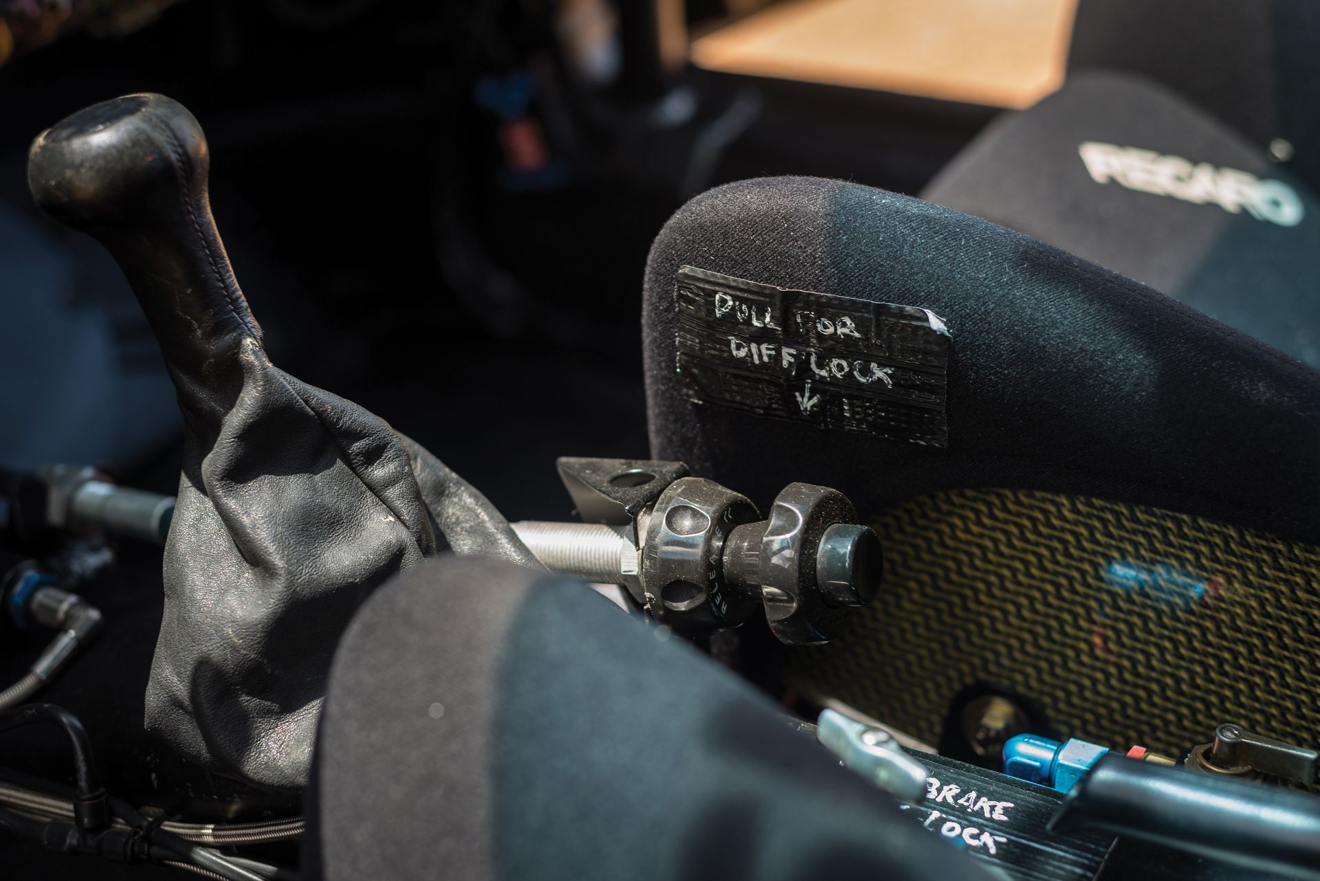 1985-Porsche-959-Paris-Dakar-Auction-14 Porsche 959 Paris-Dakar Expected To Fetch Over $3 Million