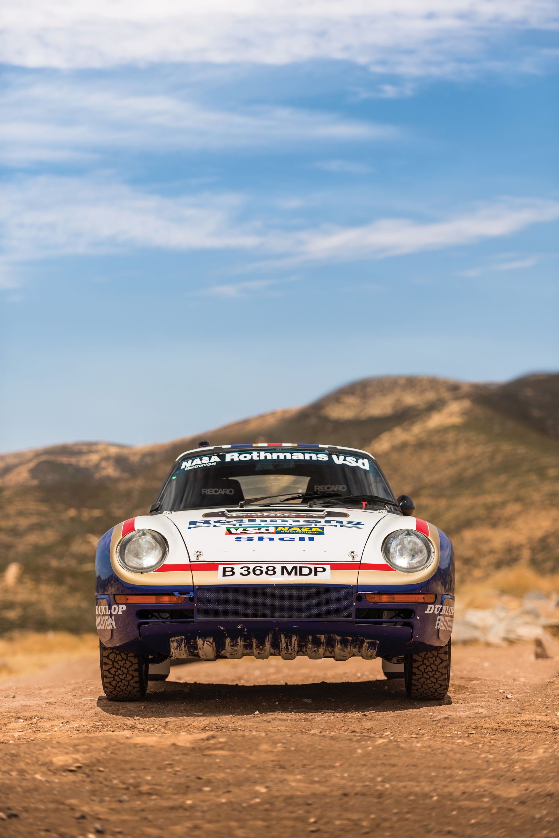 1985-Porsche-959-Paris-Dakar-Auction-8 Porsche 959 Paris-Dakar Expected To Fetch Over $3 Million