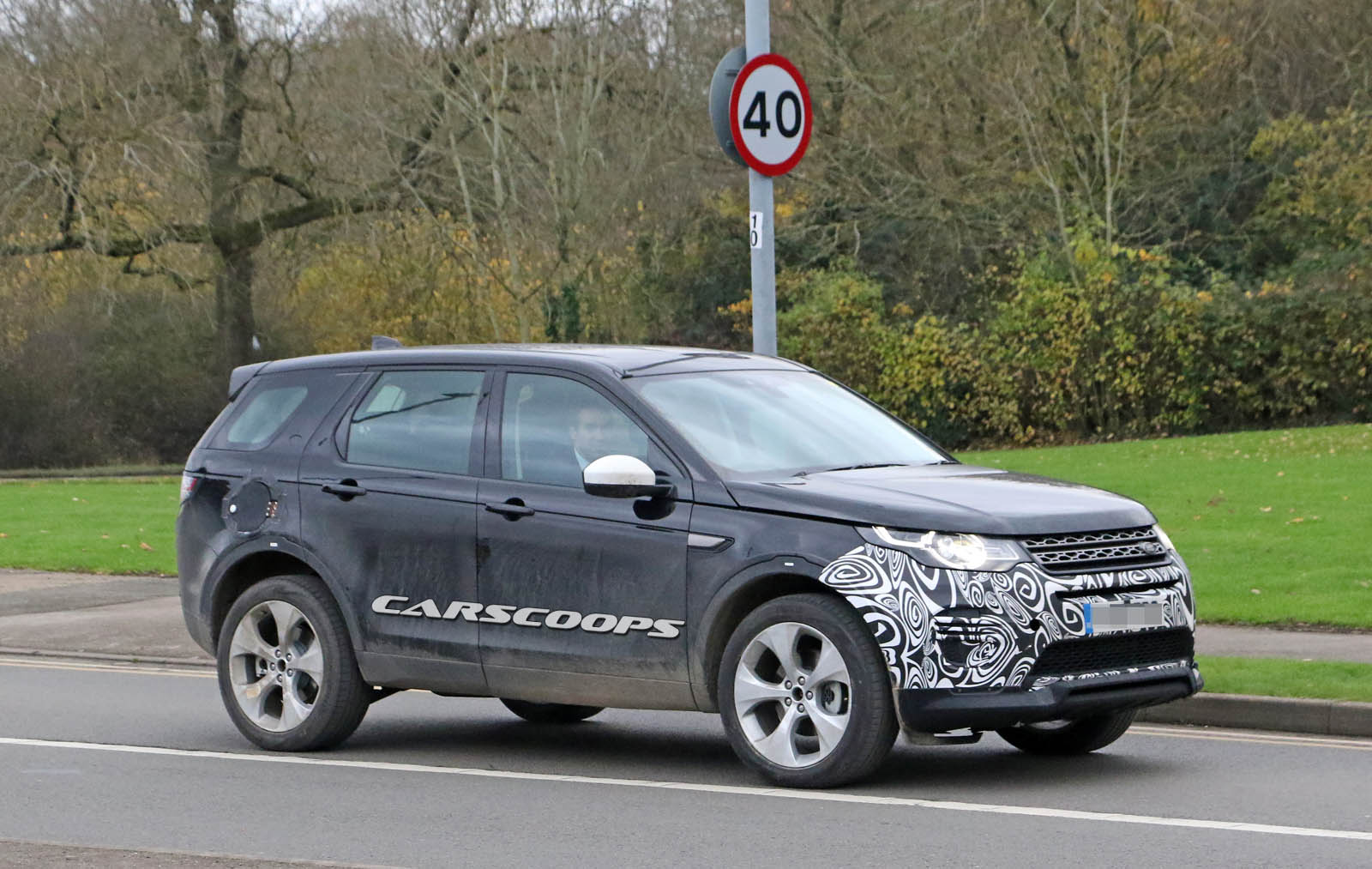 2020-land-rover-discovery-sport-4 2019 Land Rover Discovery Sport Will Gain PHEV Version, Too