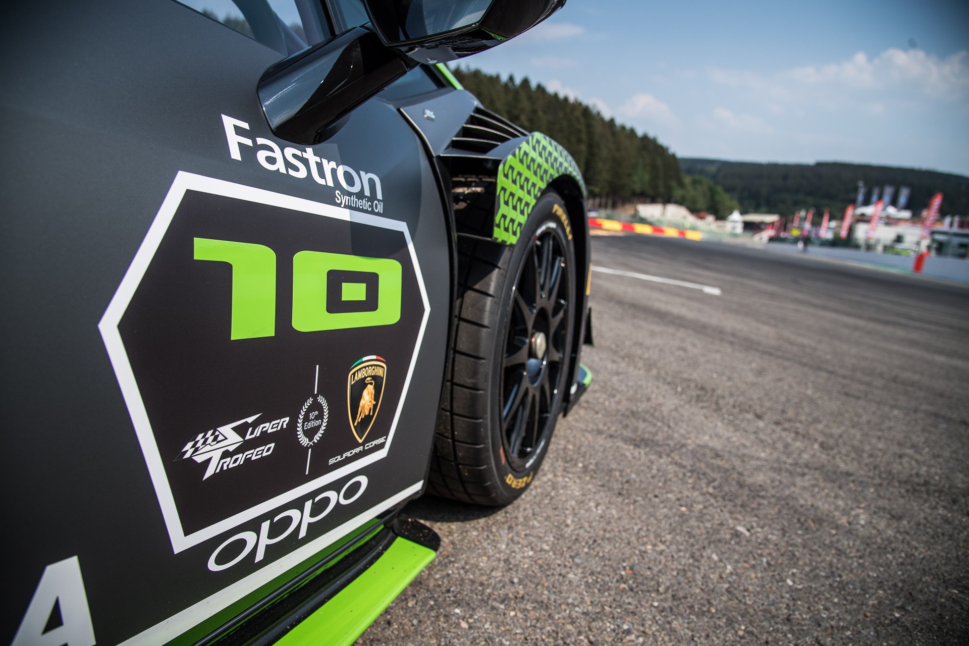 Lamborghini Huracan Super Trofeo Evo 10th Edition-1 Lamborghini Huracan Super Trofeo Evo 10th Edition Is A Special Edition For The Track