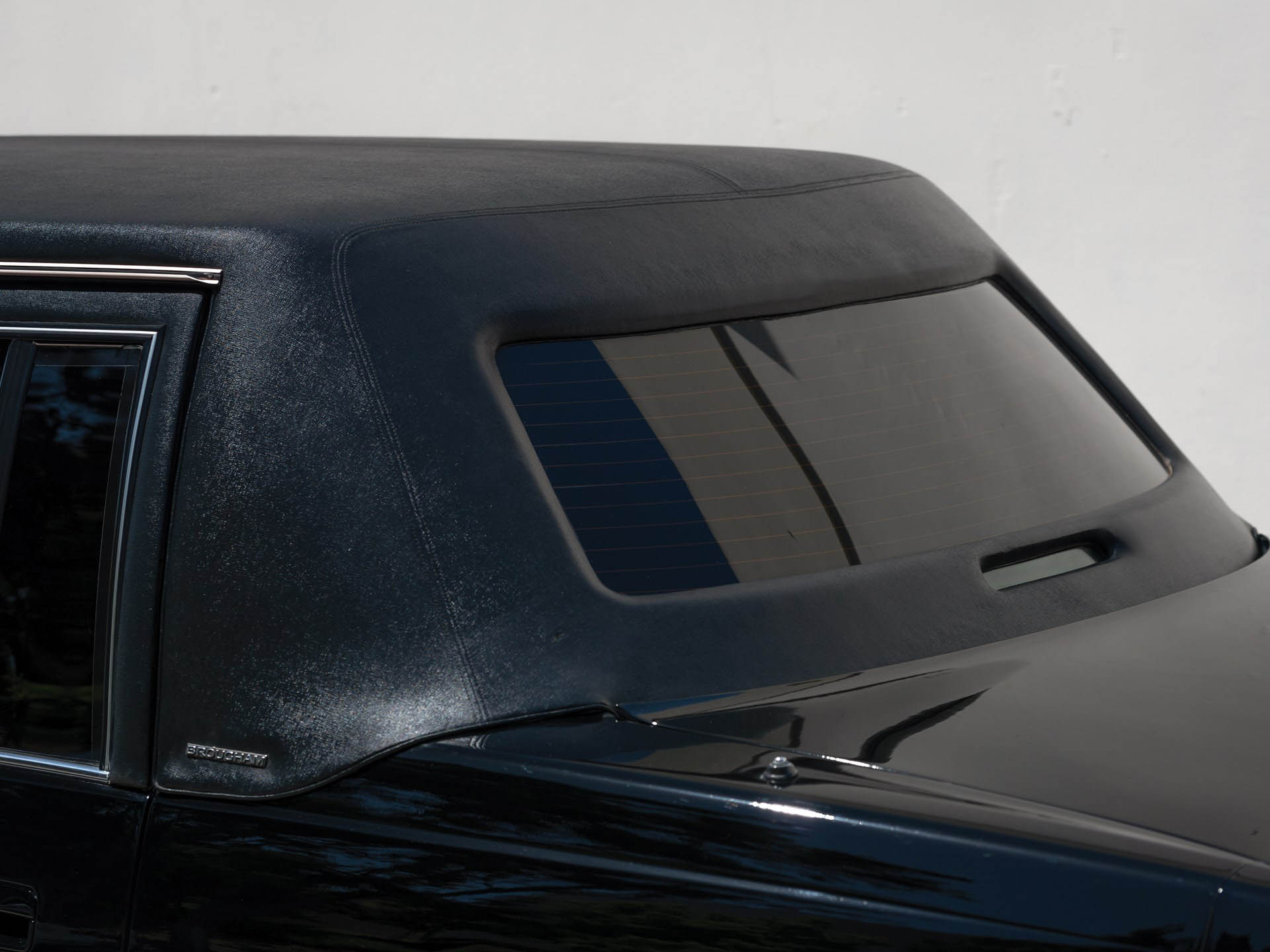 1999-Cadillac-Deville-Presidential-Limousine-03 This One Cadillac Isn’t Worth As Many Dead Presidents As You Might Think