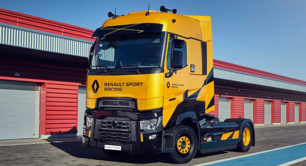 Renault T High RS Racing Edition Is By No Means A Hot Hatch