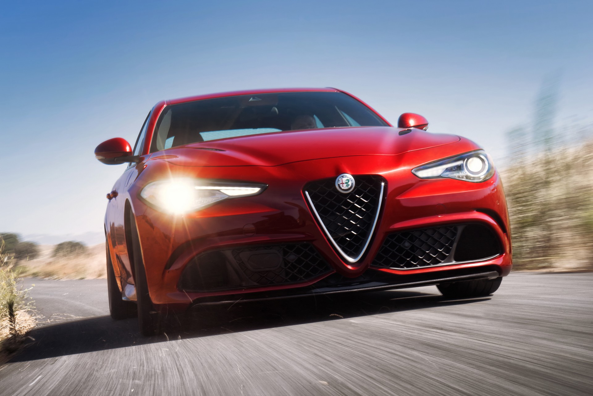 2019 Alfa Romeo Giulia Gains New Styling Packages
