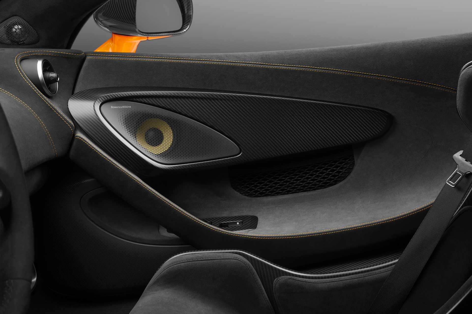 McLaren 600LT_19 McLaren Details Ballistic 600LT; New LongTail Beats Ferrari 488 GTB To 200 Km/h