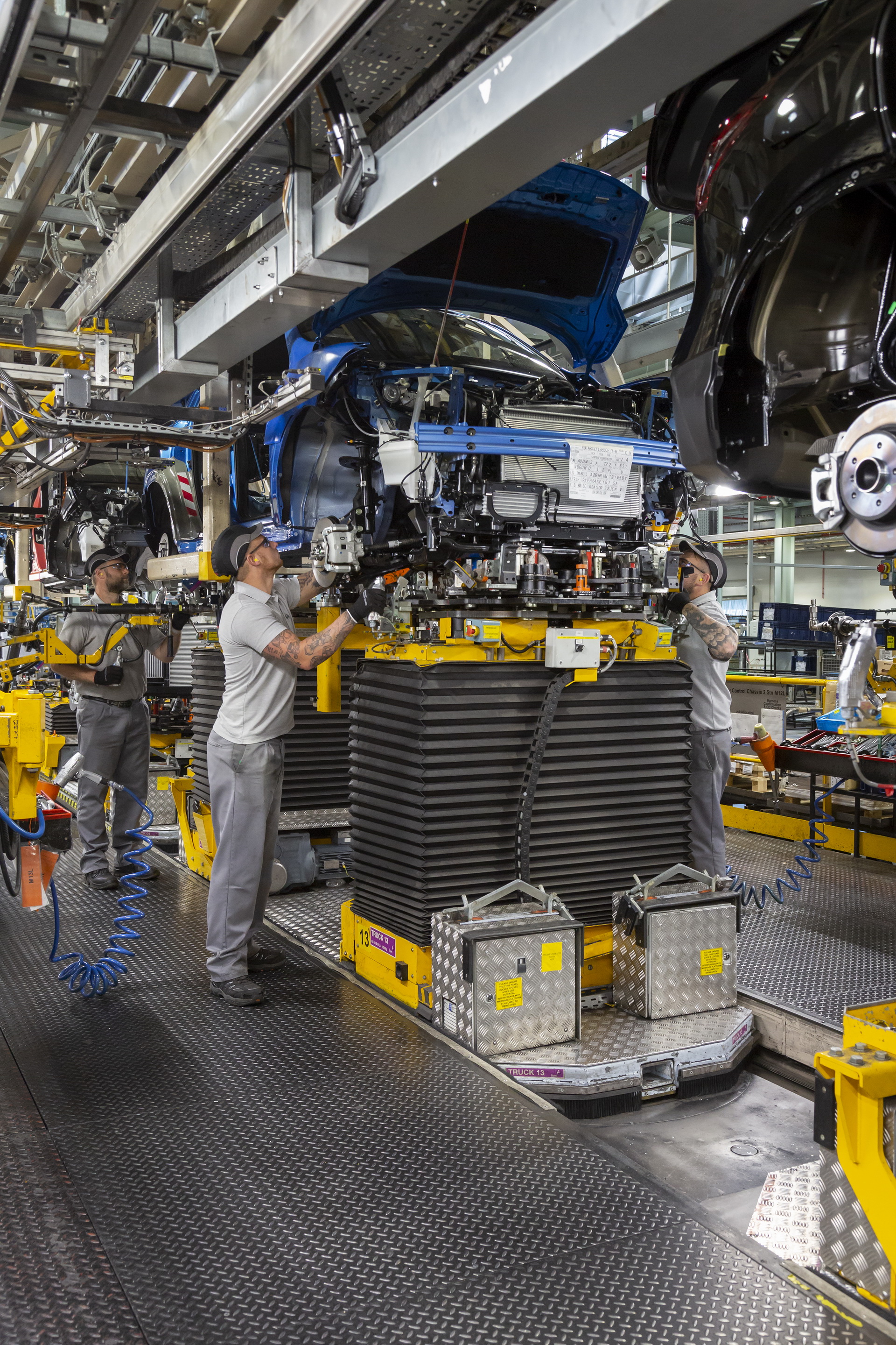 Nissan-Juke-1million-07 Nissan Builds 1 Millionth Juke In Sunderland Factory