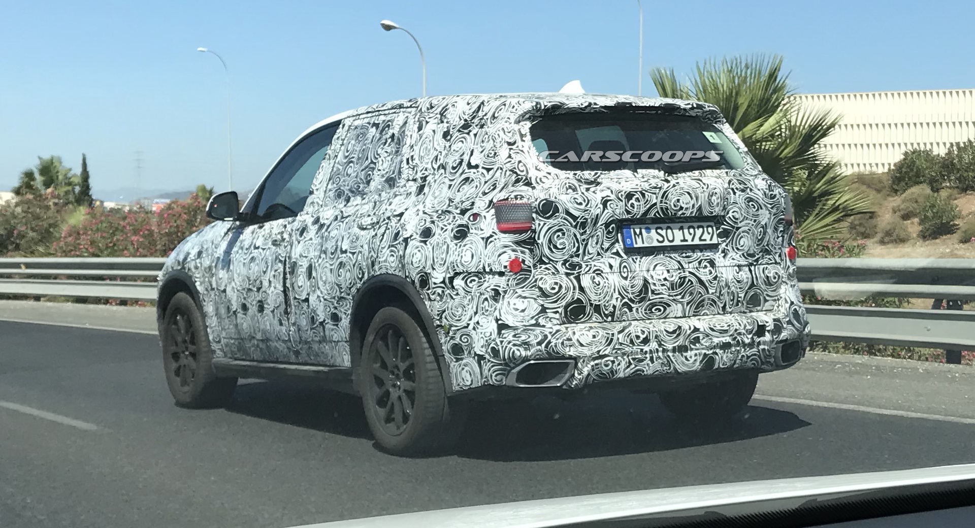 bmw-3series-x5-reader-scoop-malaga-3 U Spy Camouflaged BMW 3-Series Sedan And SUV Prototypes In Spain