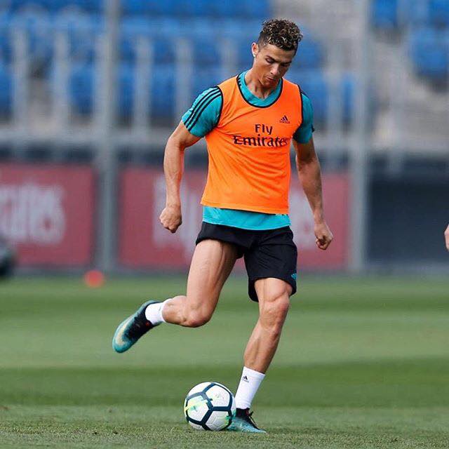 fiat-workers-angry-juve-cr7-rumors-3 Potential €100 Million Cristiano Ronaldo Move To Juventus Angers Fiat Workers