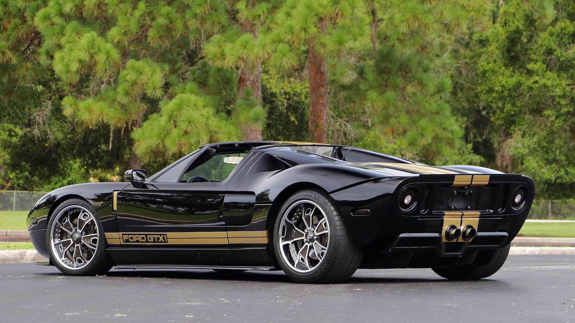 ford-gtx1-13 Rare Ford GTX1 Roadster Is Coming Up For Auction At Monterey