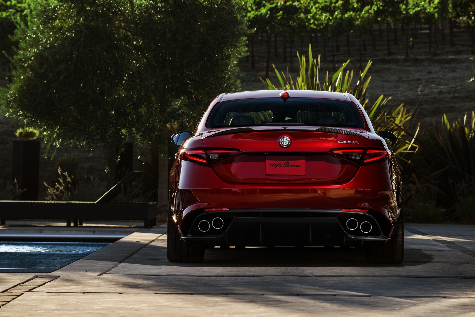 2019-Alfa-Romeo-Giulia-51 2019 Alfa Romeo Giulia Gains New Styling Packages, Additional Equipment