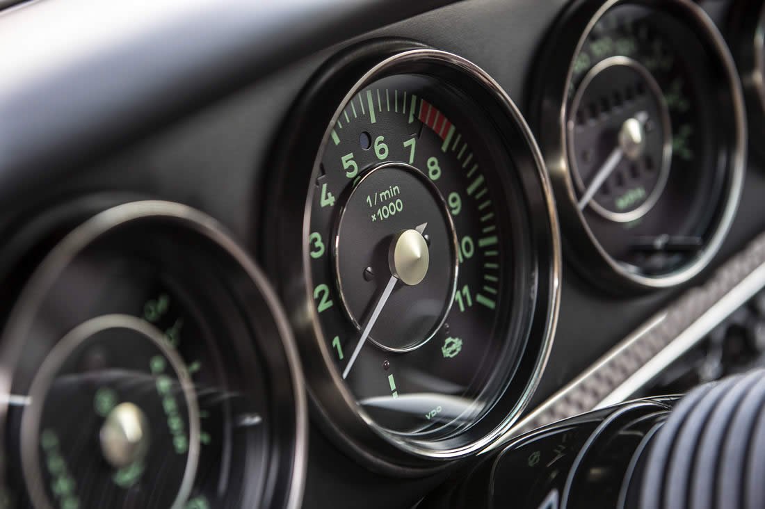 25-singer-911-boston-1100x732 Start Your Week Off Right With 100+ Photos Of Singer Porsche Porn