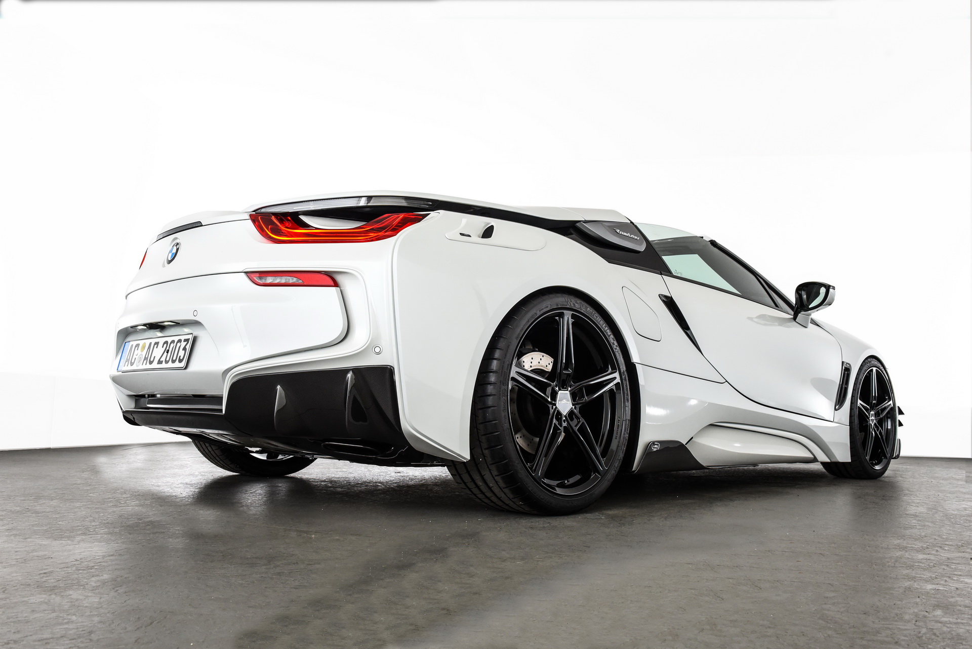 ac-schnitzer-bmw-i8-roadster-mods-17 AC Schnitzer Helps New BMW i8 Roadster Improve Its Stance