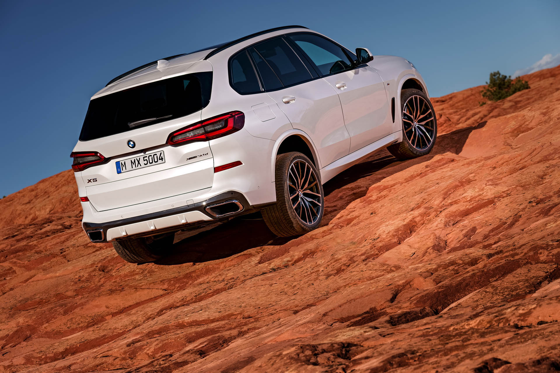 2019-bmw-x5-05 2019 BMW X5 Reaching US Showrooms From $60,700