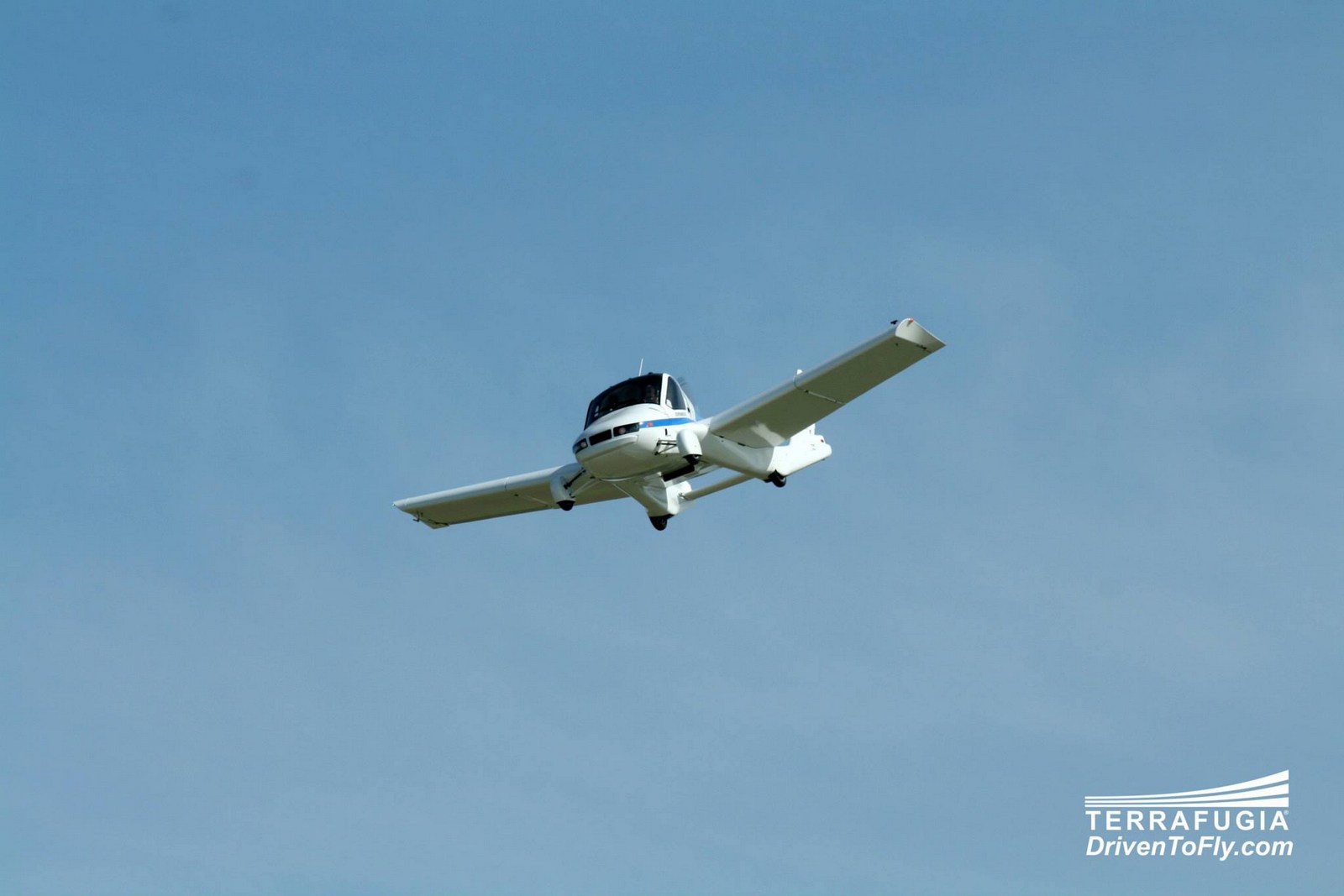 Terrafugia-Flying-Car-3 Terrafugia Wants To Put Its Transition Flying Car On Sale In 2019