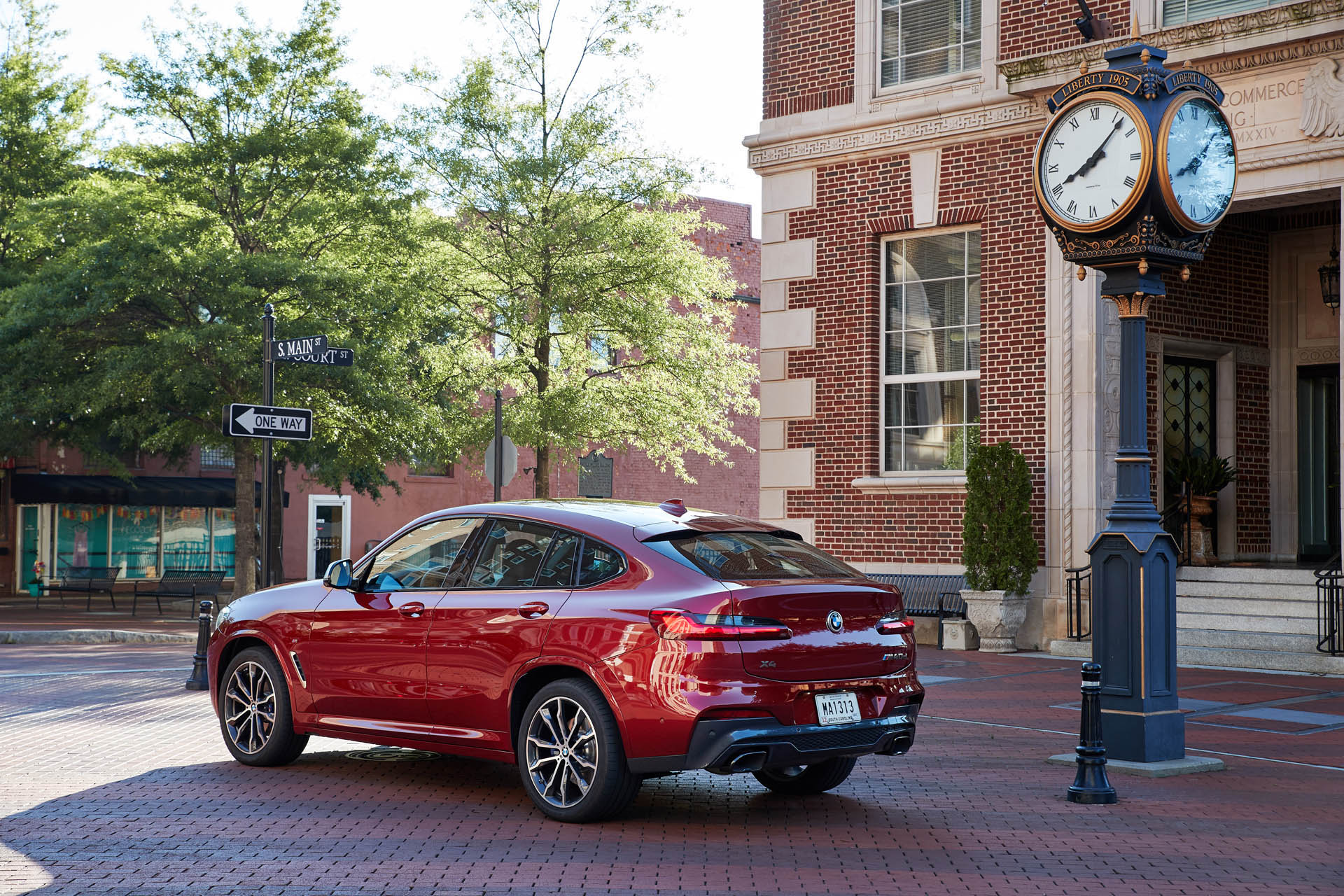 New BMW X4: Check Out All The Details In 245 Images