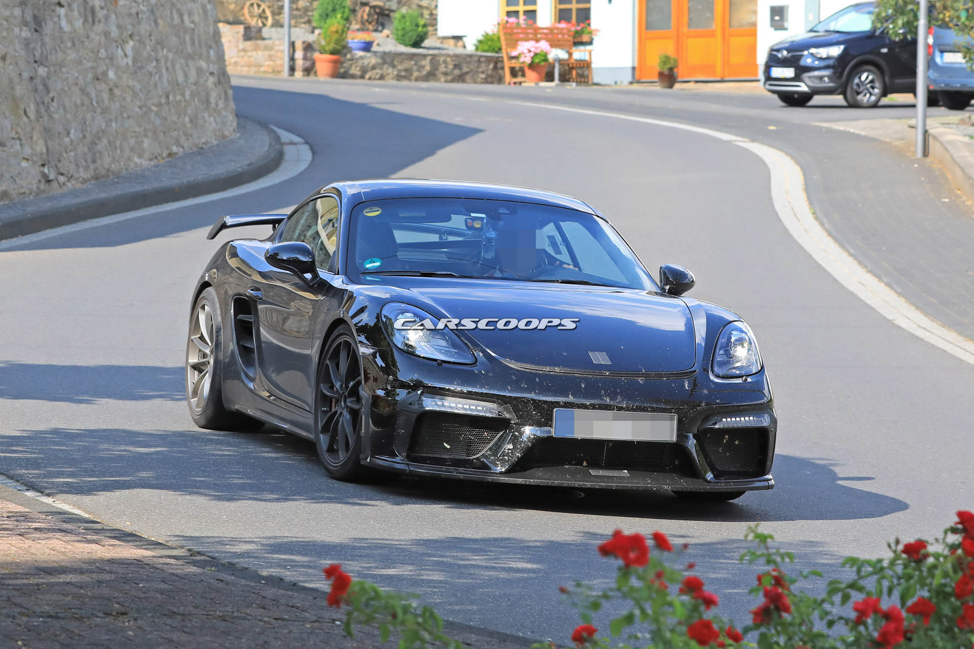 porsche-718-cayman-gt4-wing-scoop-23 2019 Porsche Cayman GT4 Is The Six-Pot 718 That Purists Have Been Waiting For (Updated)