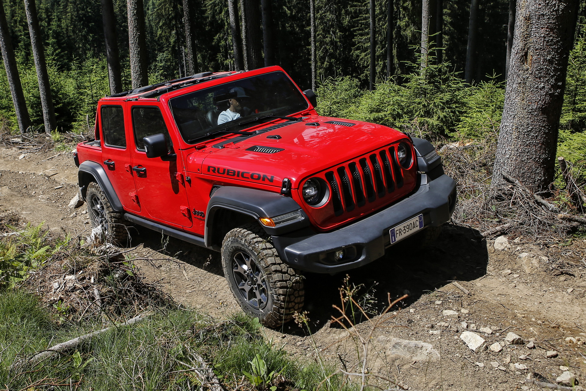 Jeep-Wrangler-60 Euro-spec Jeep Wrangler Detailed, Will Feature 197HP 4-Cylinder Diesel