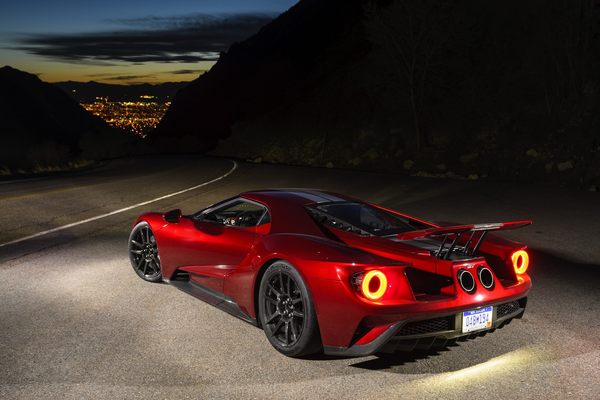 Ford-GT-9 Ford GT Buyer Applications To Resume Later This Year