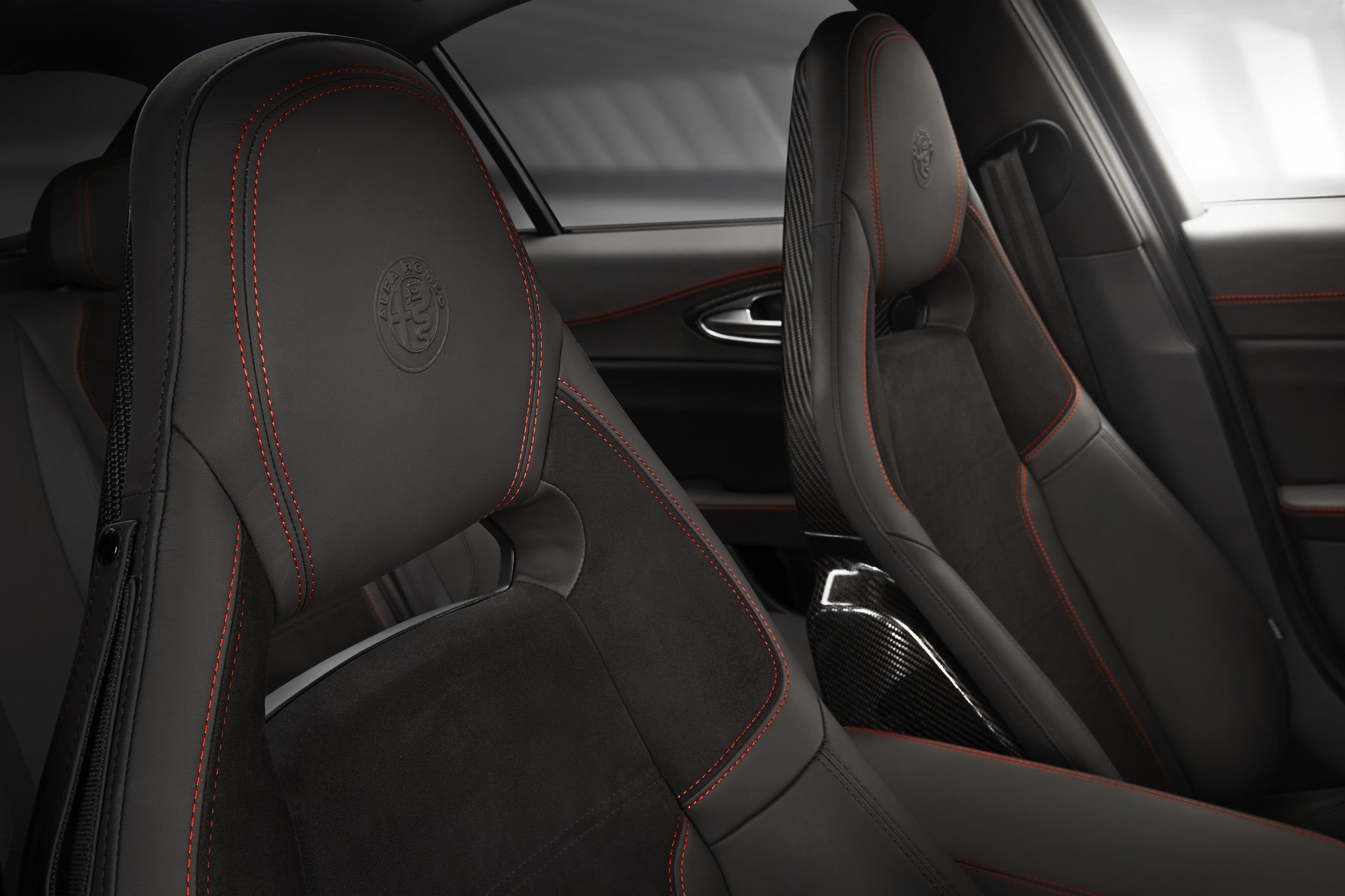 2019-Alfa-Romeo-Giulia-74 2019 Alfa Romeo Giulia Gains New Styling Packages, Additional Equipment