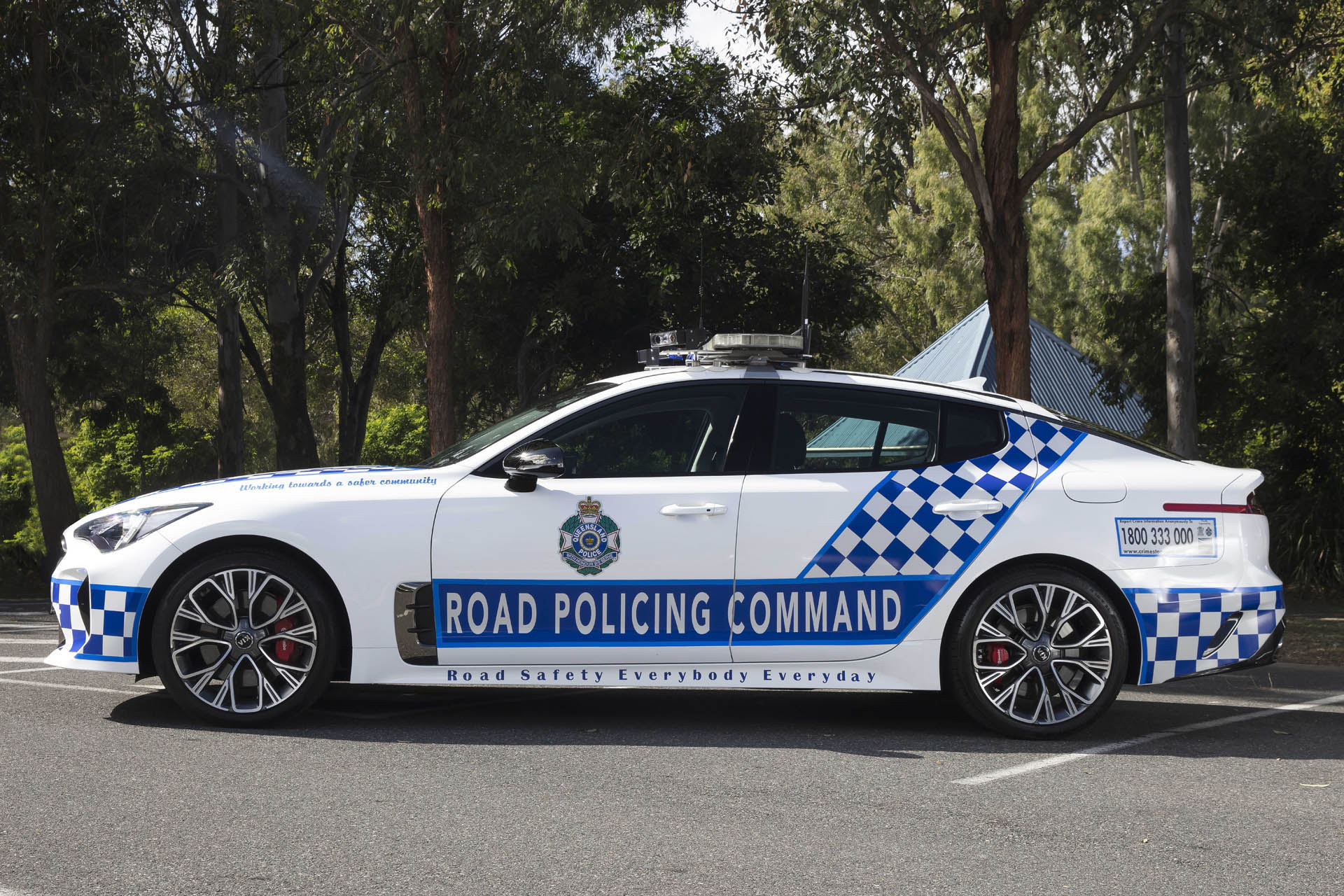 kia-stinger-queensland-police-04 Turns Out The Kia Stinger Makes A Good Police Cruiser