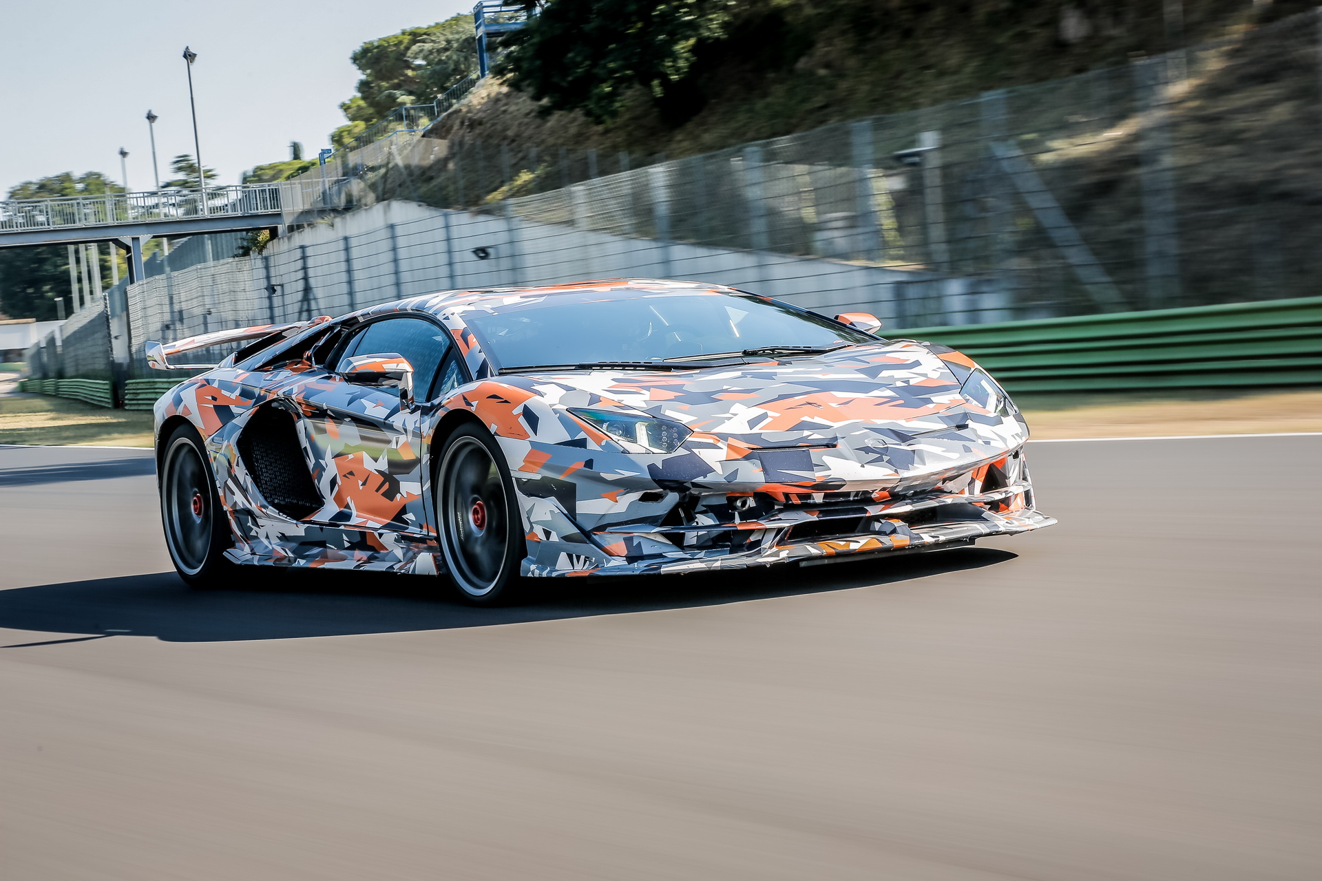 Lambo-Aventador-SVJ-12 New Aventador SVJ Will Be Lambo’s Last Non-Electrified V12 Supercar