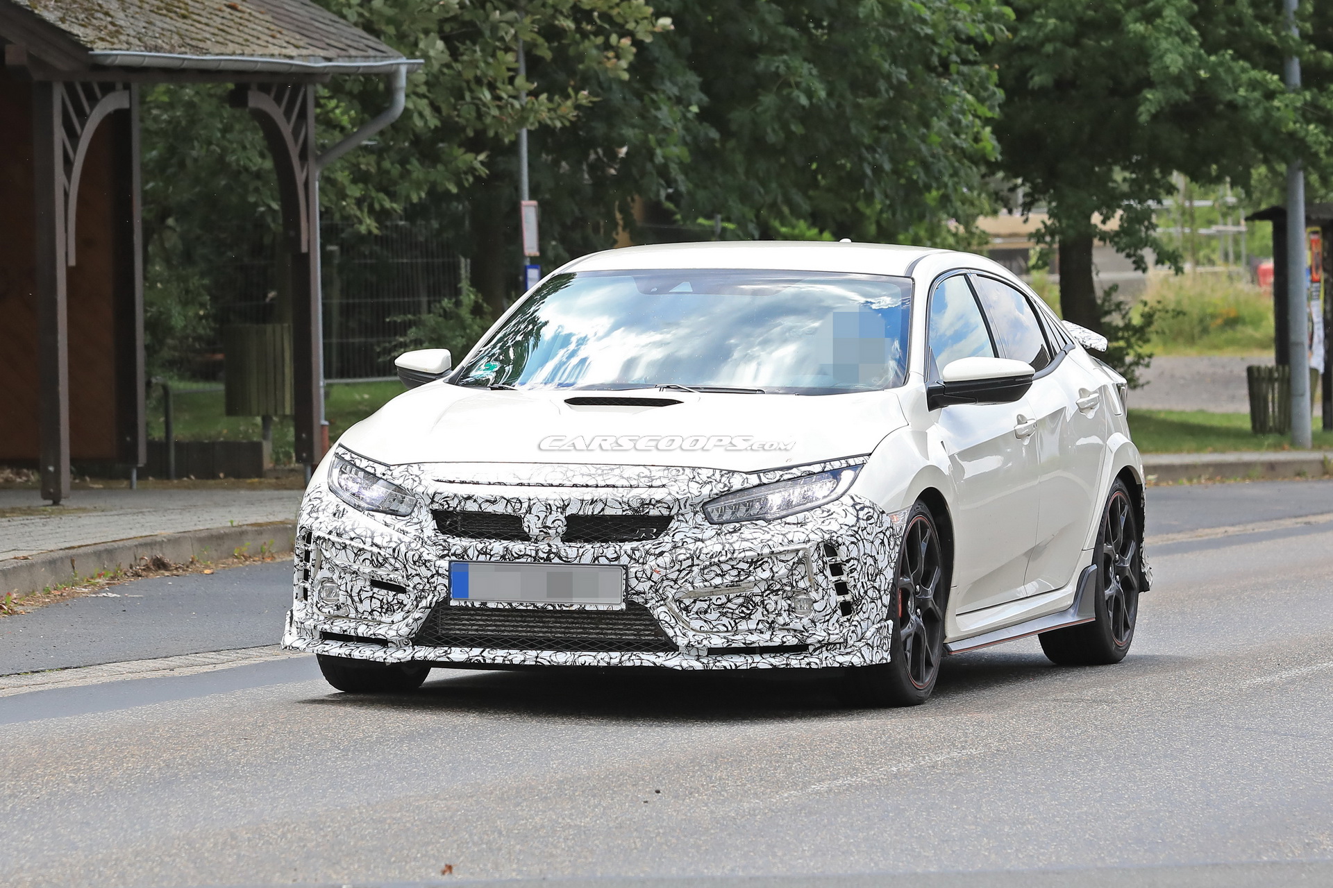 2019 Honda Civic Type R 22 2019 Honda Civic Type R Facelift Spied With New Bumpers And Both Small And Large Rear Wing