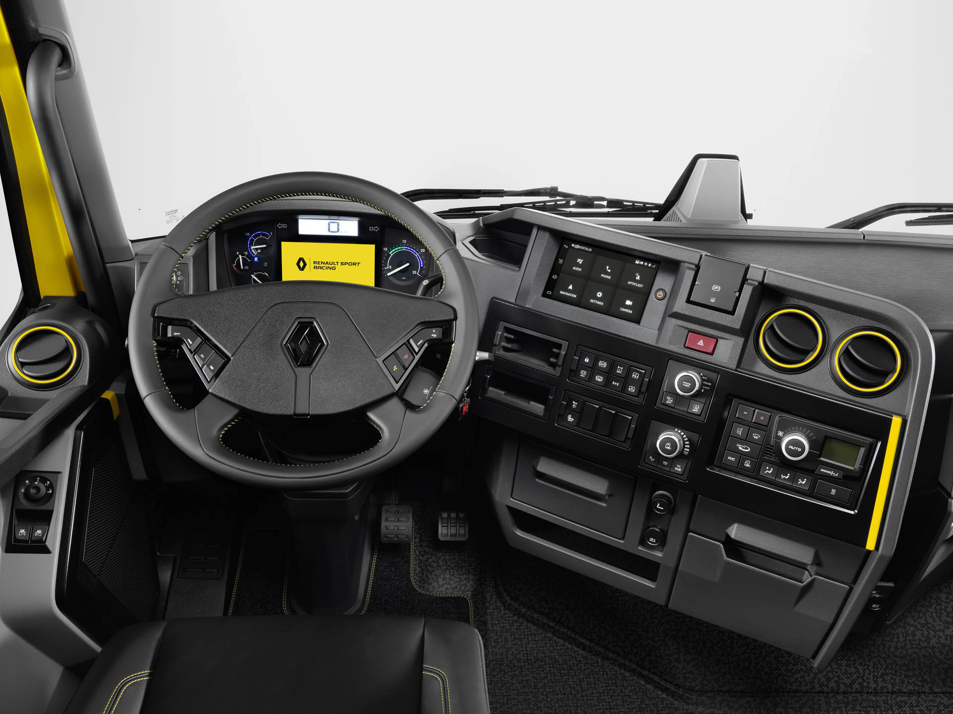 renault-t-high-renault-sport-racing-edition-15 Renault T High RS Racing Edition Is By No Means A Hot Hatch