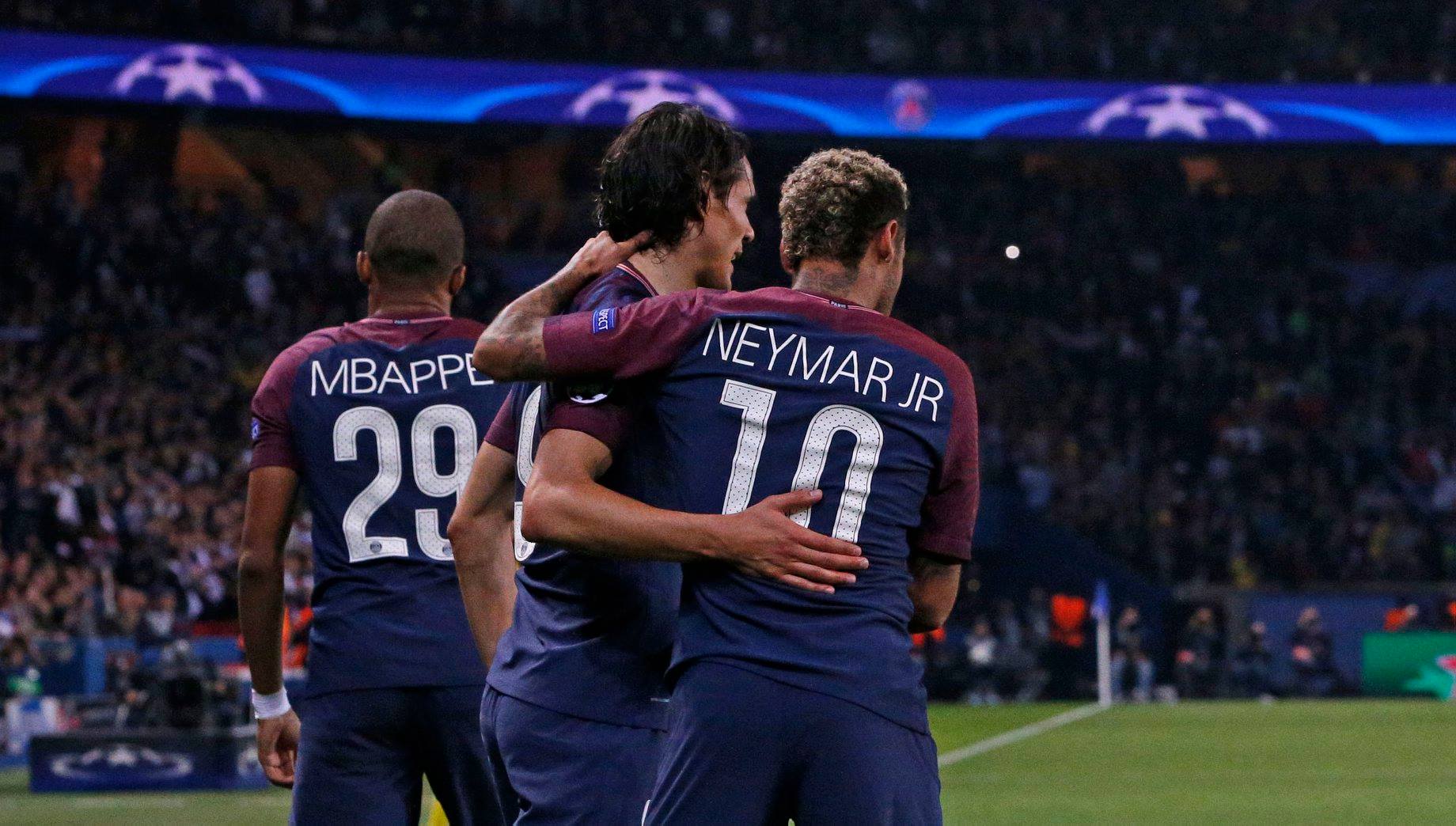 renault-automotive-partner-psg-3 Renault Is The Official Automotive Partner Of Paris Saint-Germain