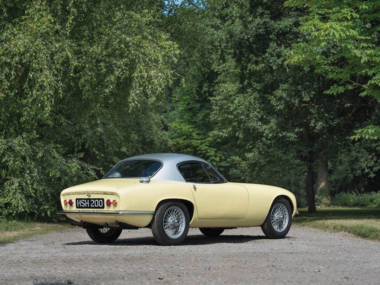 jim-clark-lotus-elite-24 This 1962 Elite Super 95 Was How Lotus Paid F1 Legend Jim Clark