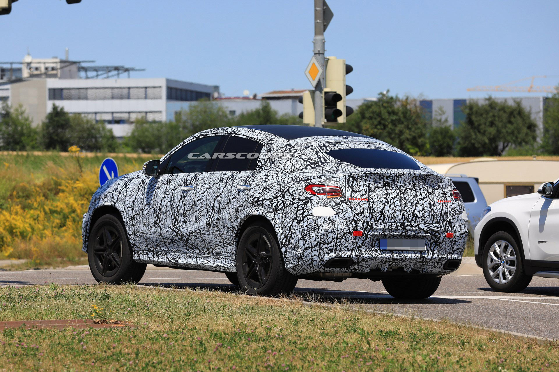 Mercedes-GLE-Coupe-spy-2 2020 Mercedes GLE Coupe Teased Ahead Of August 28th Debut