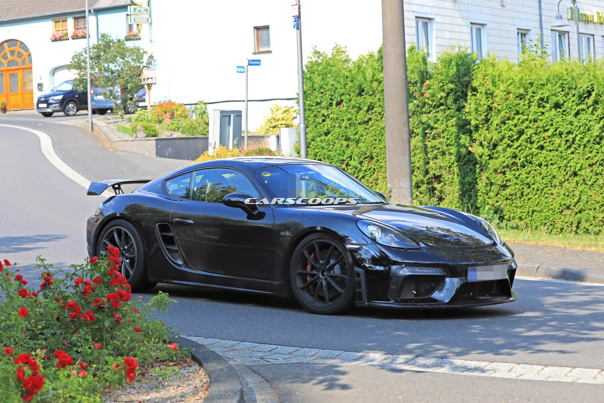 porsche-718-cayman-gt4-wing-scoop-24 2019 Porsche Cayman GT4 Is The Six-Pot 718 That Purists Have Been Waiting For (Updated)