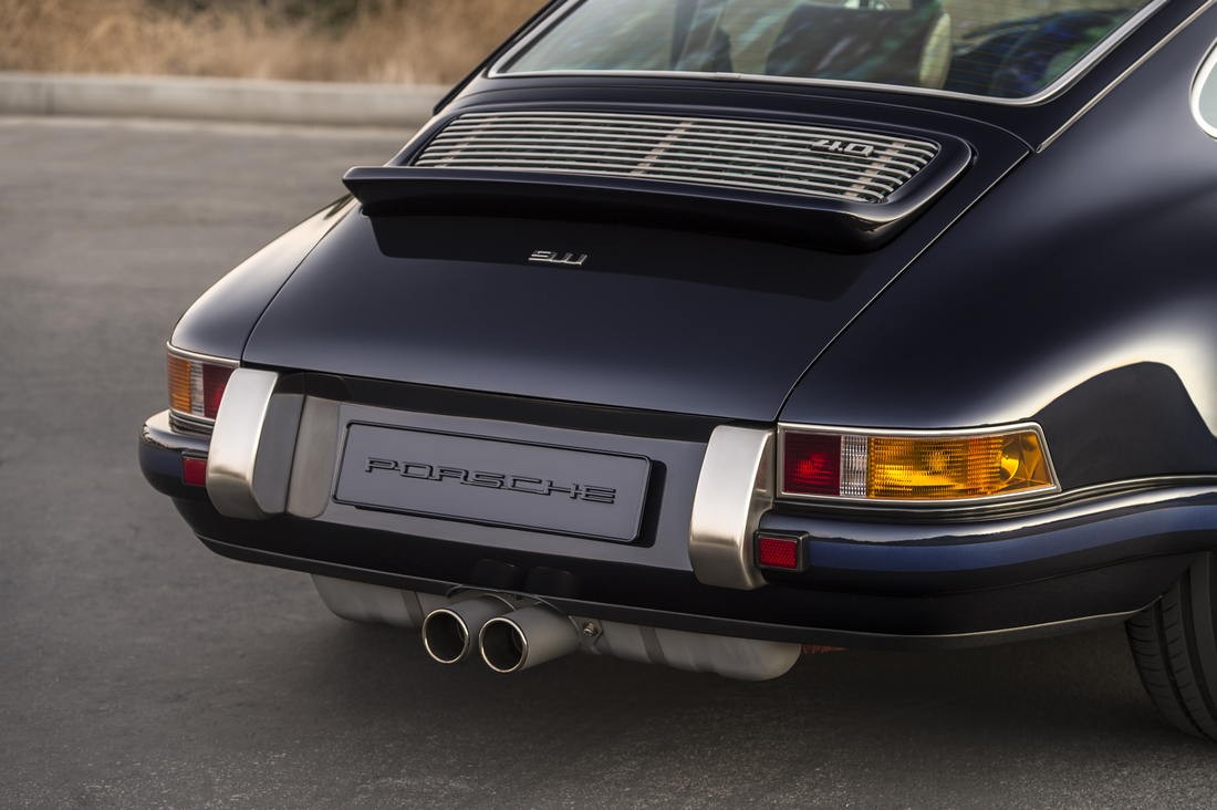 11-singer-911-la-quinta-1100x732 Start Your Week Off Right With 100+ Photos Of Singer Porsche Porn