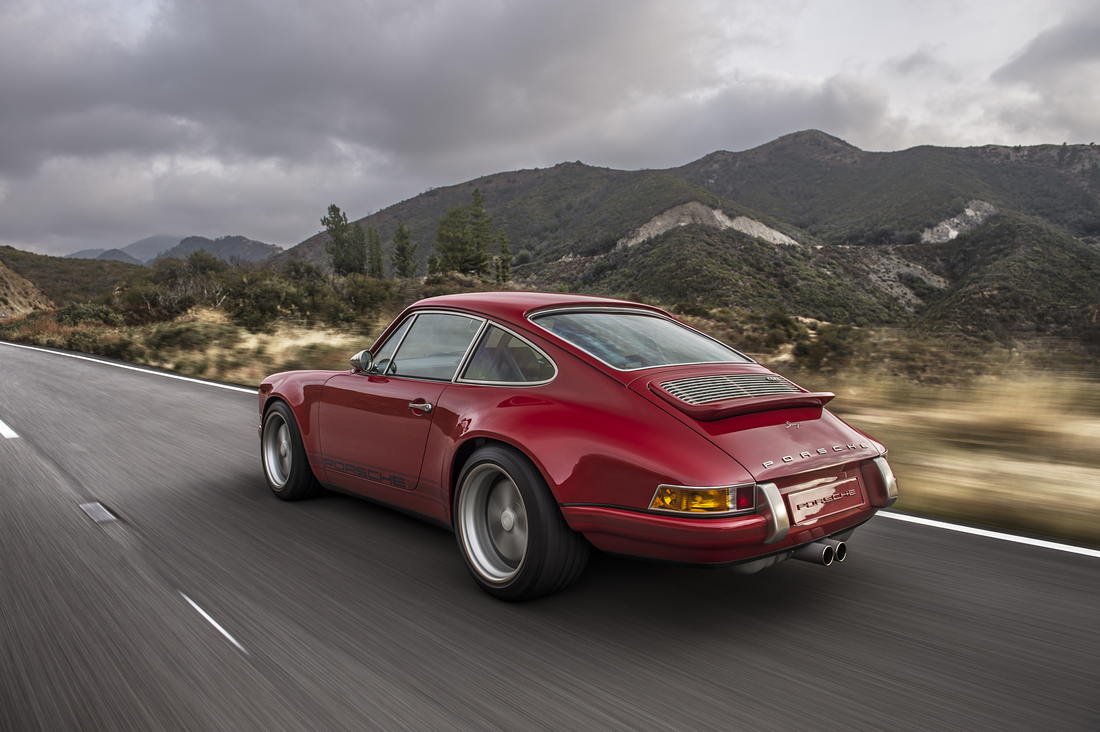 05-singer-911-london-1100x732 Start Your Week Off Right With 100+ Photos Of Singer Porsche Porn