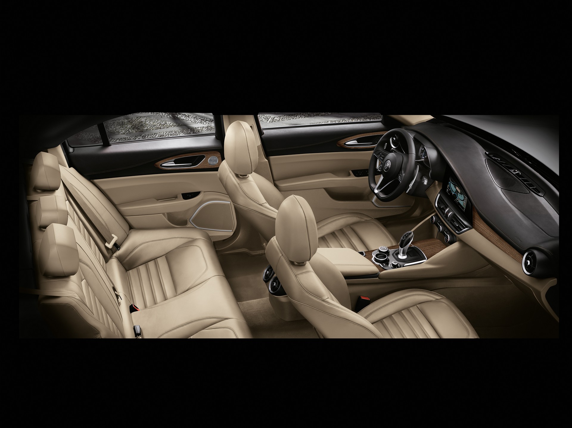 2019-Alfa-Romeo-Giulia-111 2019 Alfa Romeo Giulia Gains New Styling Packages, Additional Equipment