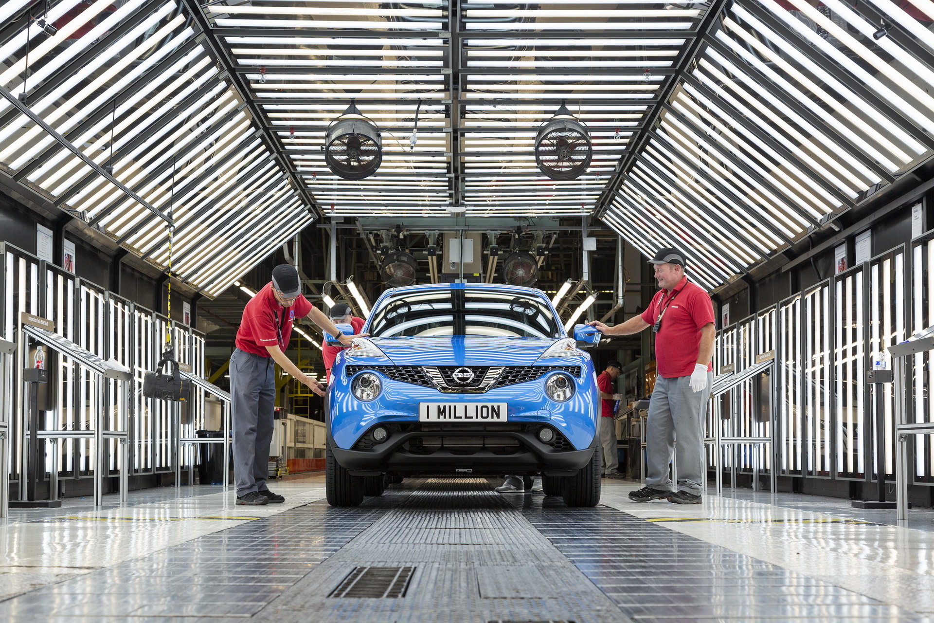 Nissan-Juke-1million-12 Nissan Builds 1 Millionth Juke In Sunderland Factory