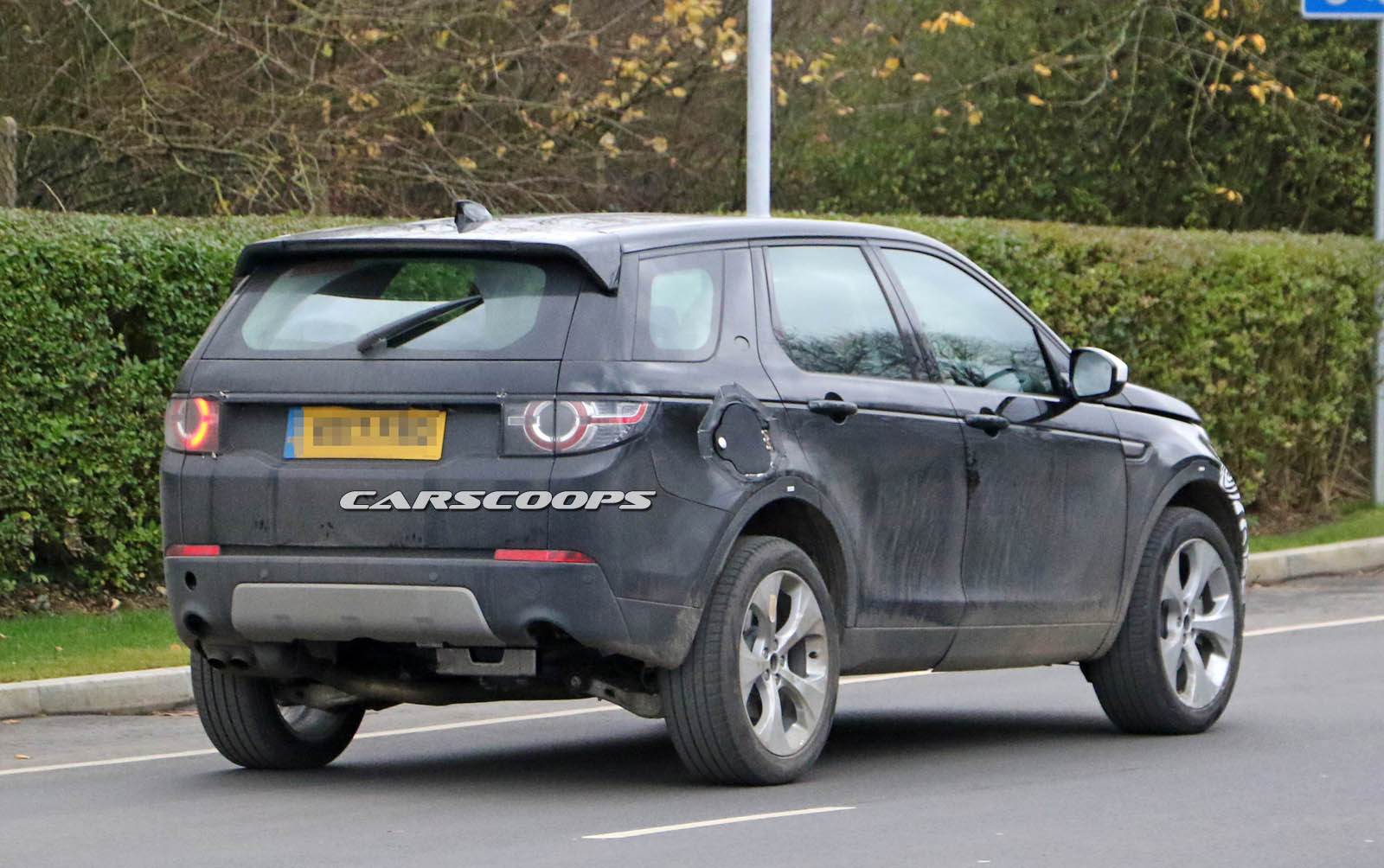 2020-land-rover-discovery-sport-8 2019 Land Rover Discovery Sport Will Gain PHEV Version, Too