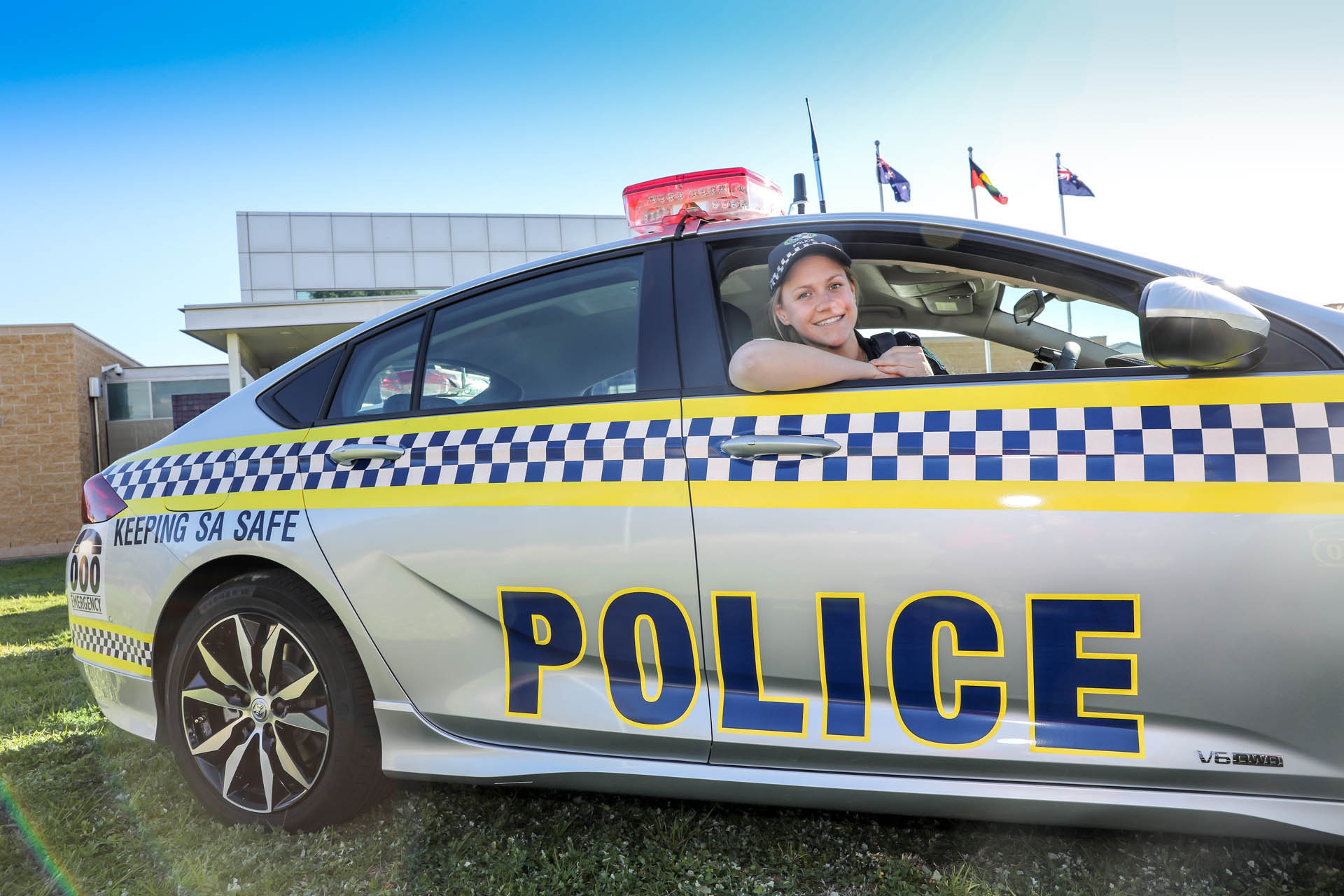 holden-vb-commodore-sa-police-12 Holden’s New Commodore Has A Thing Or Two To Say To The Kia Stinger Police Cruiser