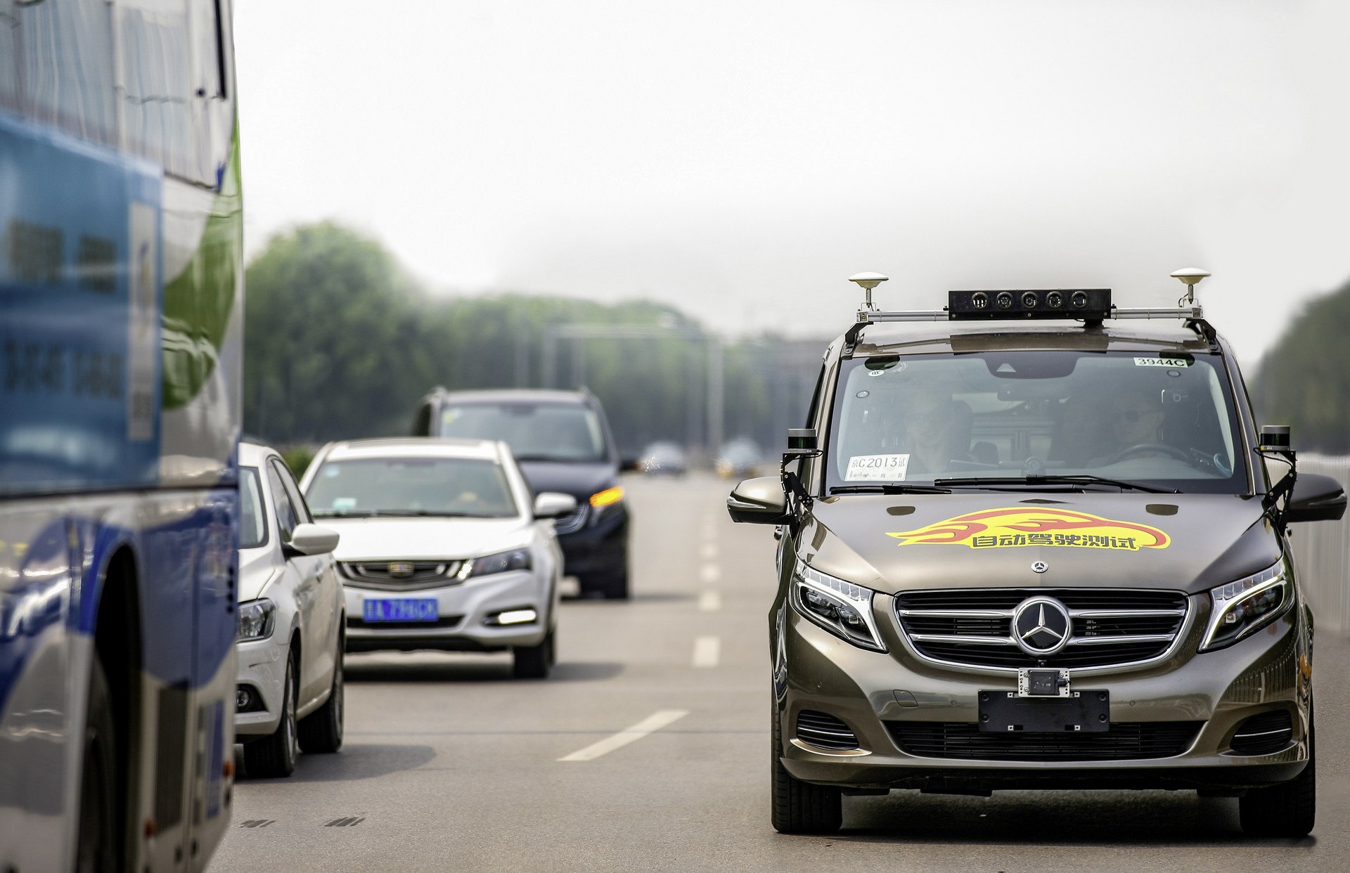 Mercedes-Autonomous-Prototype-1 Watch Out Waymo, Mercedes To Test Level 4 Semi-Autonomous Van In China