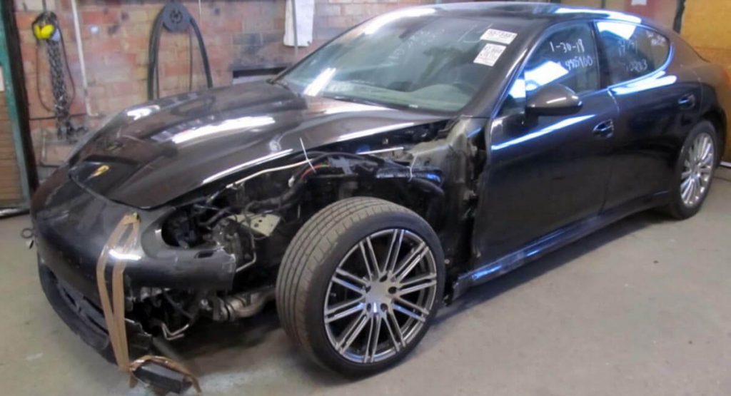  Watch A Mechanic Bring Damaged Porsche Panamera Back To Life