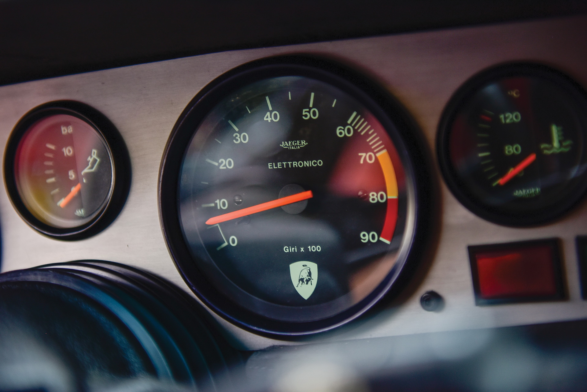 lamborghini-countach-series-ii-28 Fully Restored Lamborghini Countach Series II Will Have You Craving Money