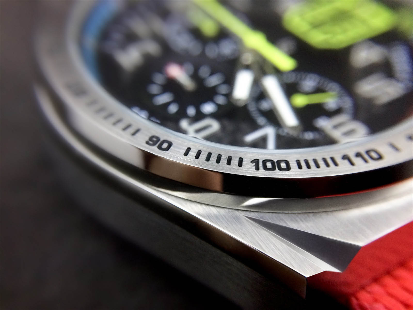 pacemasters-paddock-chronograph-steel_case_macro2 PaceMasters Paddock Chronograph Puts An F1 Pit Board On Your Wrist