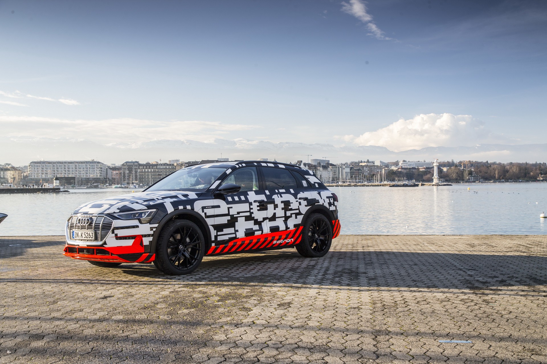 Audi e-tron-21 2019 Audi E-Tron Has Integrated Technology To Automatically Pay Tolls