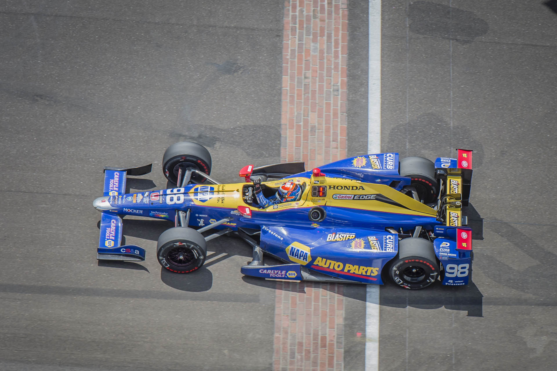 alex-rossi-dallara-honda-dw12-auction-03 100th Indianapolis 500-Winning Car Looking For A New Home