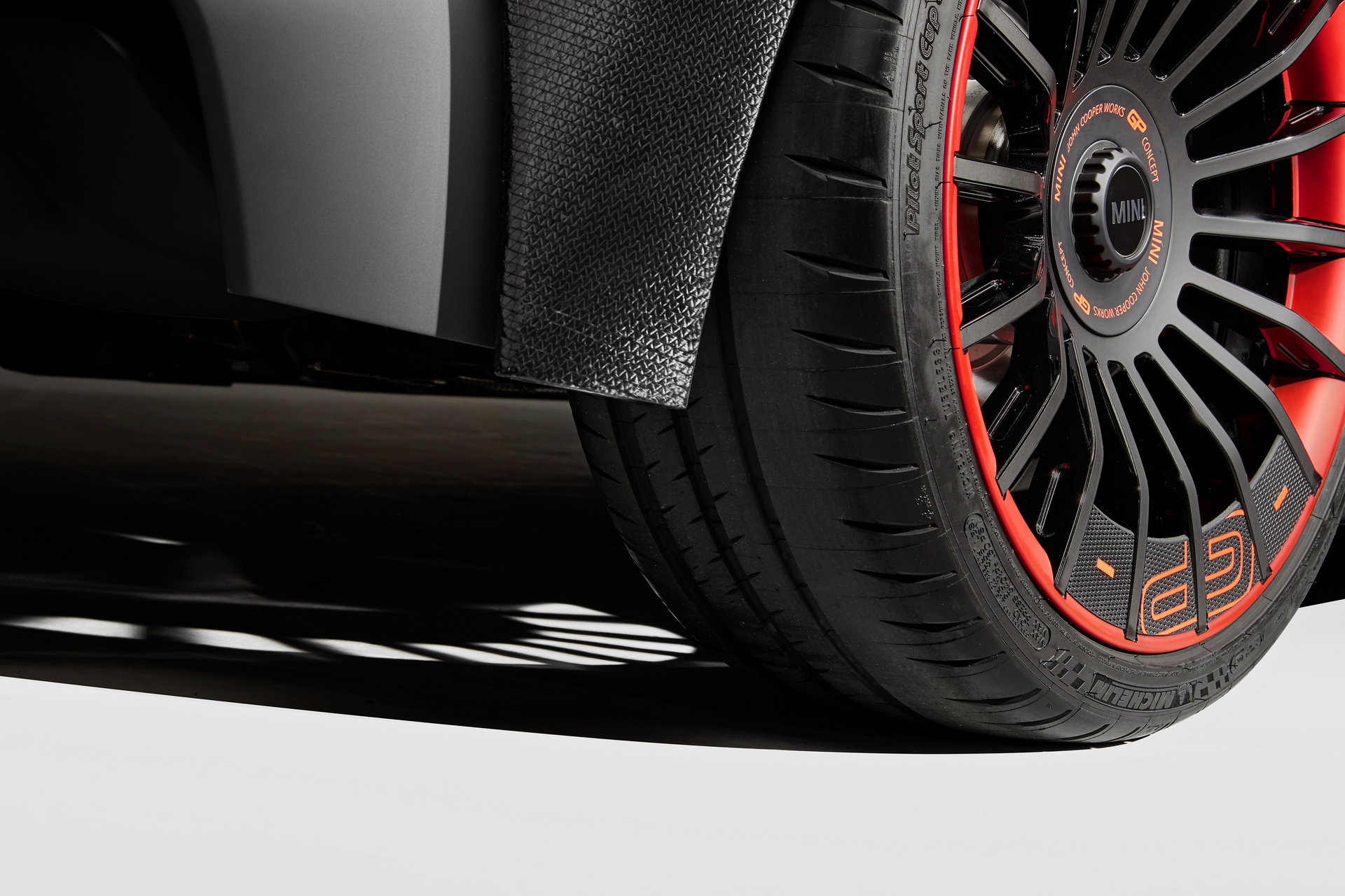 mini-electric-jcw-gp-concepts-16 One-Off Mini Created For British Royal Wedding Heading To Auction