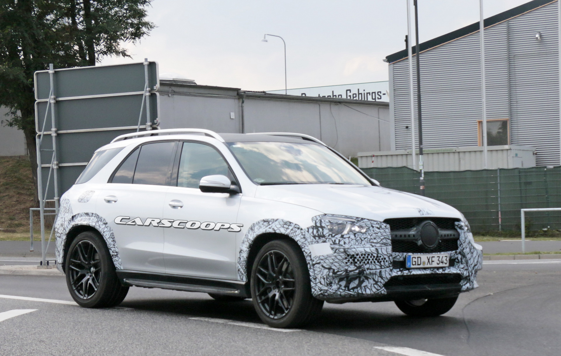 Mercedes-AMG-GLE53-2 2019 Mercedes-AMG GLE 53 Spied, Gets 457HP Electrified Straight-Six Engine