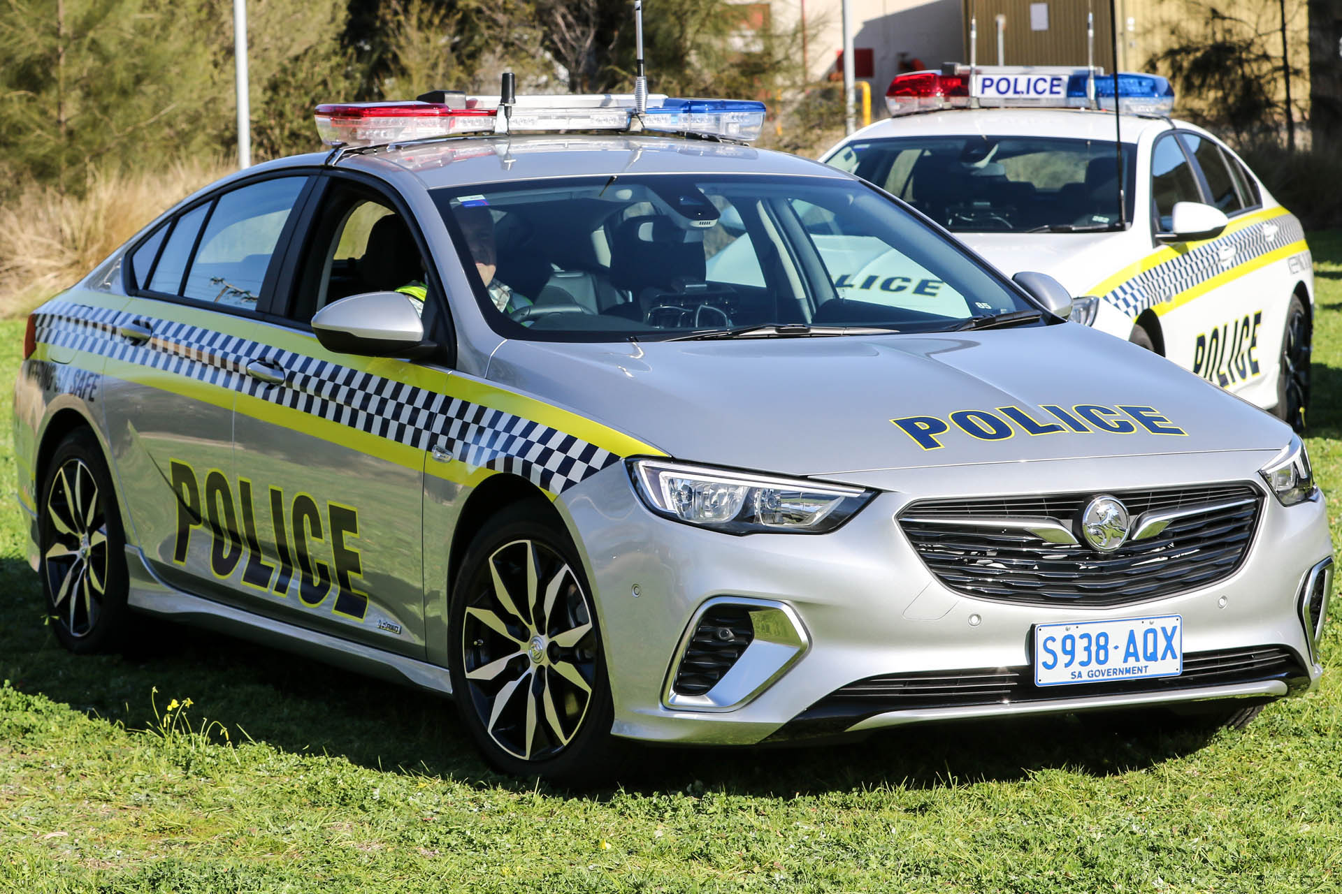 holden-vb-commodore-sa-police-10 Holden’s New Commodore Has A Thing Or Two To Say To The Kia Stinger Police Cruiser