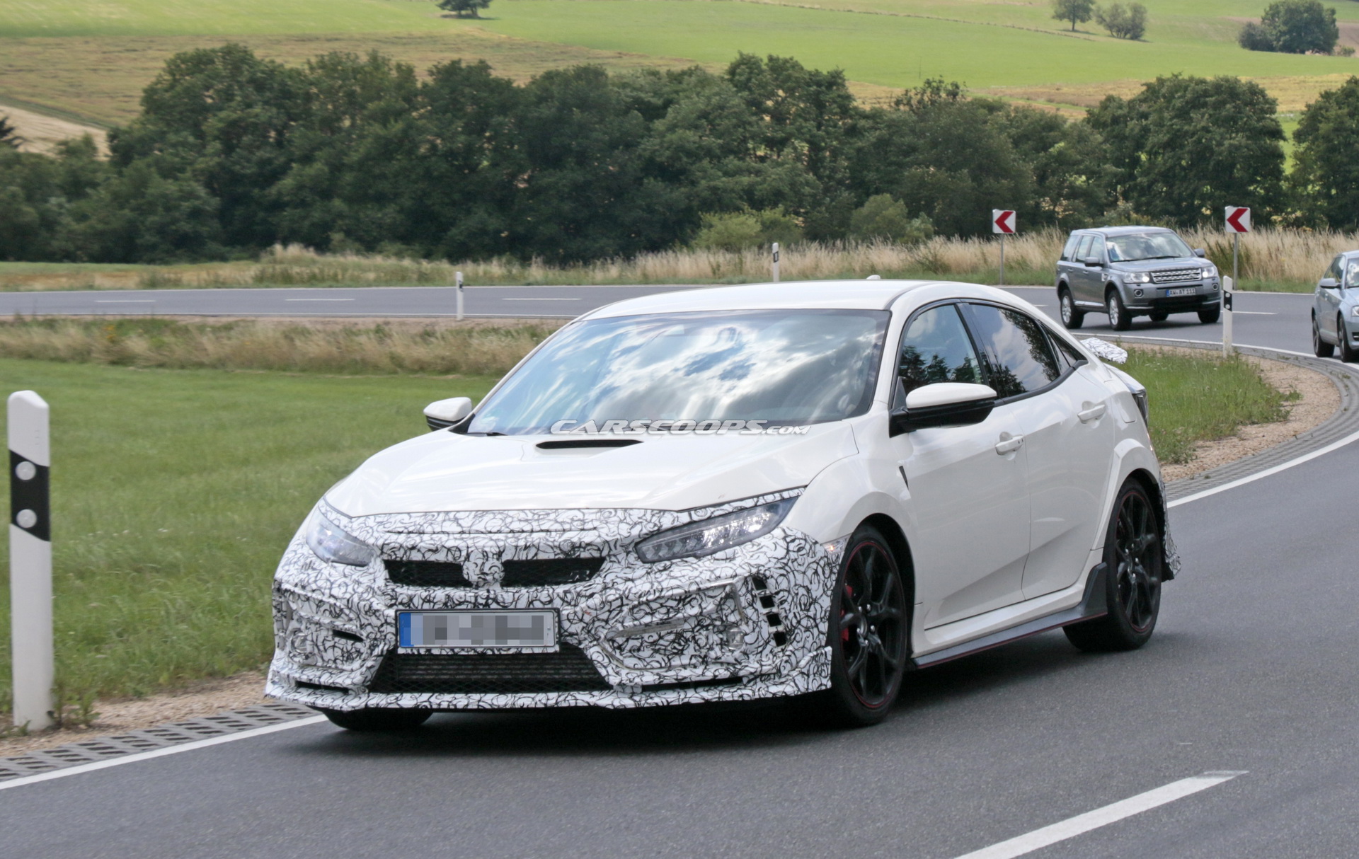2019 Honda Civic Type R 03 2019 Honda Civic Type R Facelift Spied With New Bumpers And Both Small And Large Rear Wing