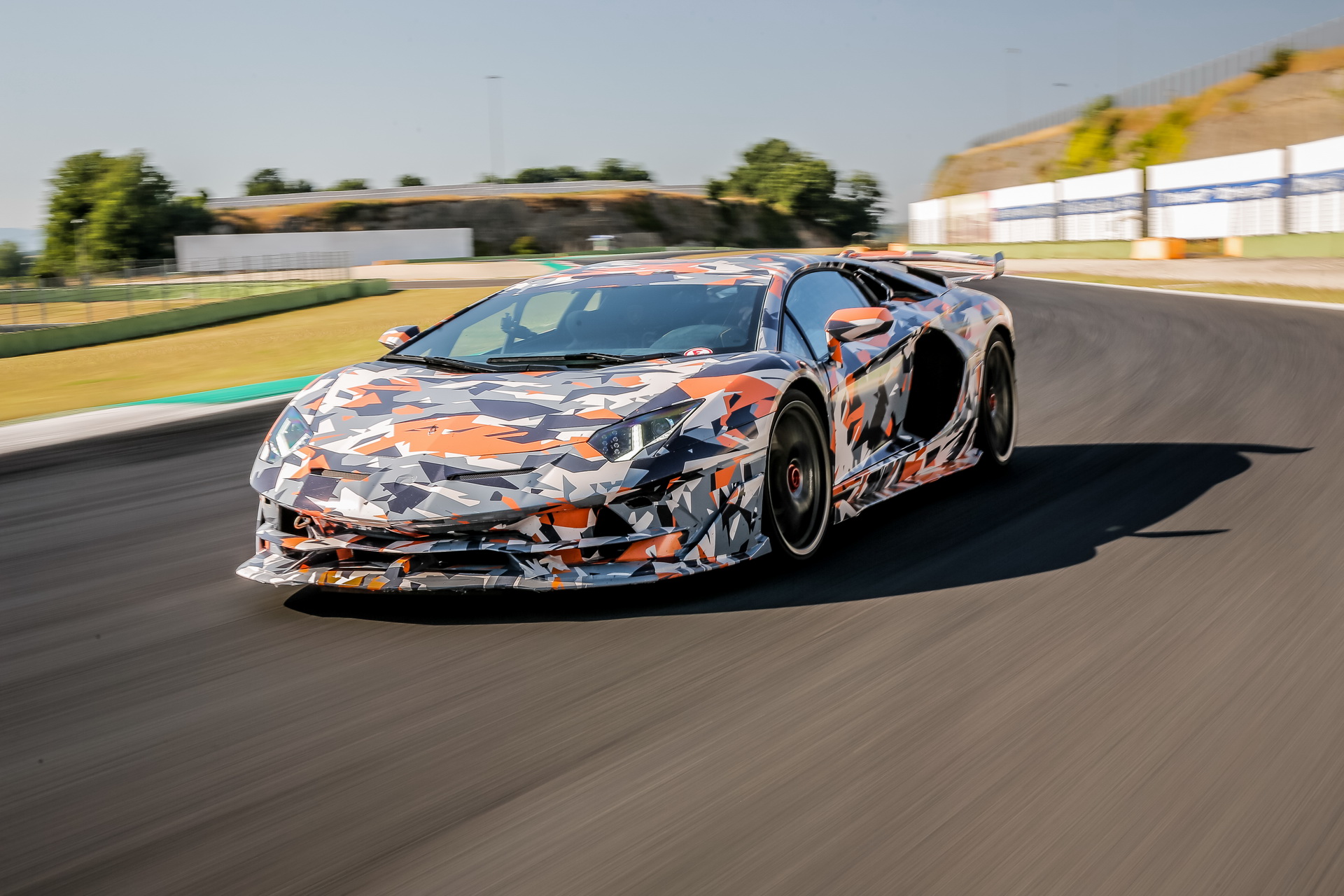 Lambo-Aventador-SVJ-03 New Aventador SVJ Will Be Lambo’s Last Non-Electrified V12 Supercar